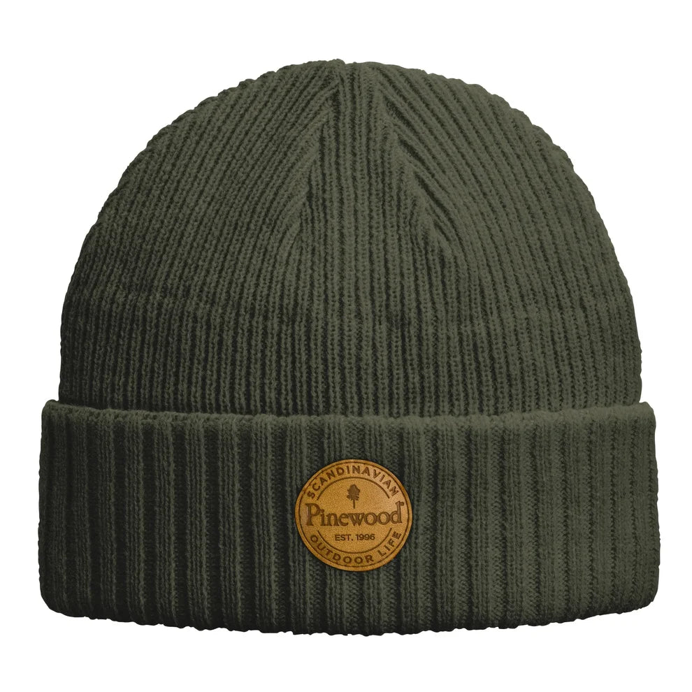 Pinewood Windy Hat Moss Green winddichte outdoor muts met warme fleecevoering, gebreide wintermuts voor jacht, wandelen en koude weersomstandigheden, Dog - Expert webshop voor gespecialiseerd hondenmateriaal