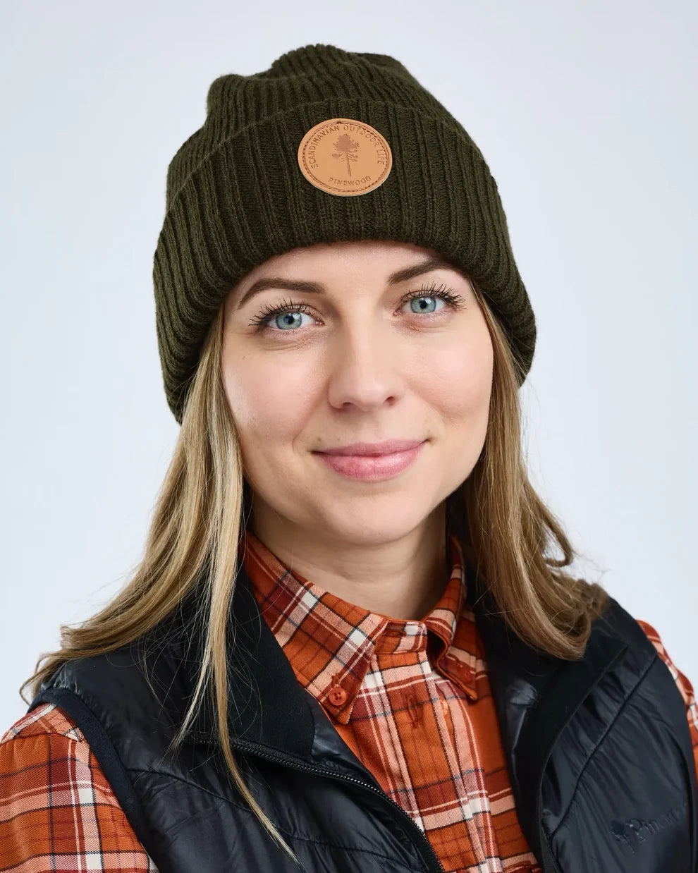 Pinewood Windy Hat Moss Green winddichte outdoor muts met warme fleecevoering, gebreide wintermuts voor jacht, wandelen en koude weersomstandigheden, Dog - Expert webshop voor gespecialiseerd hondenmateriaal