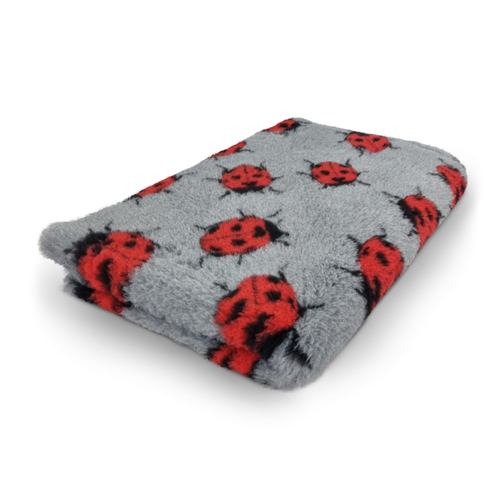 Vetbed Hondendeken voor honden, 28 mm poolhoogte, comfortabel, duurzaam en water- en vochtafstotend, hypoallergeen en antislip voor veiligheid, ademend materiaal voor optimale luchtcirculatie, geschikt voor bench, mand of werpkist, machinewasbaar tot 40°C en op maat te knippen, ideaal voor pups en volwassen honden, Dog - Expert webshop voor gespecialiseerd hondenmateriaal