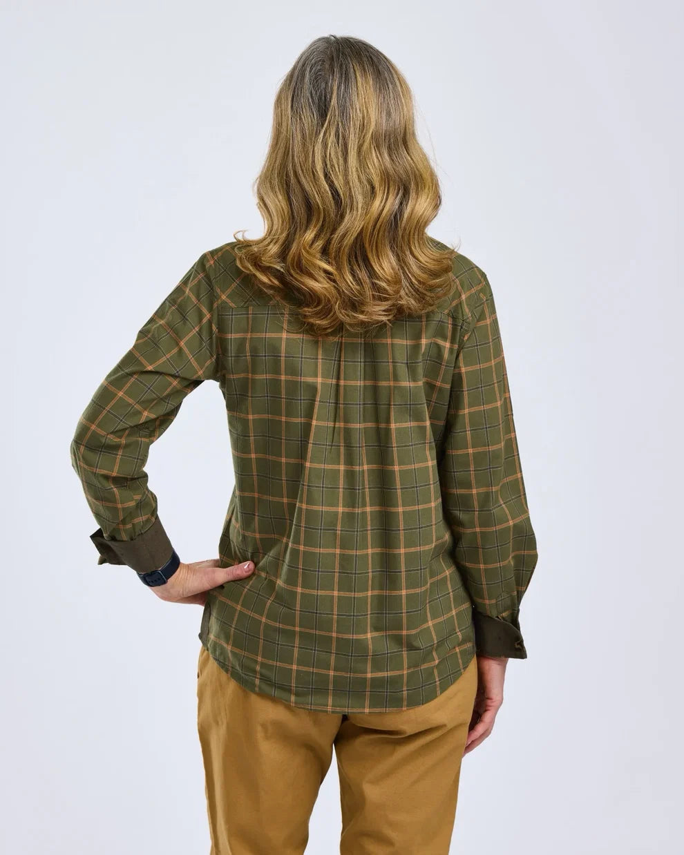 Pinewood Wolf Shirt dames in Green/Terracotta, lichtgewicht outdoorhemd met jacquarddetails en oprolbare mouwen voor wandelen en jacht, Dog - Expert webshop voor gespecialiseerd hondenmateriaal