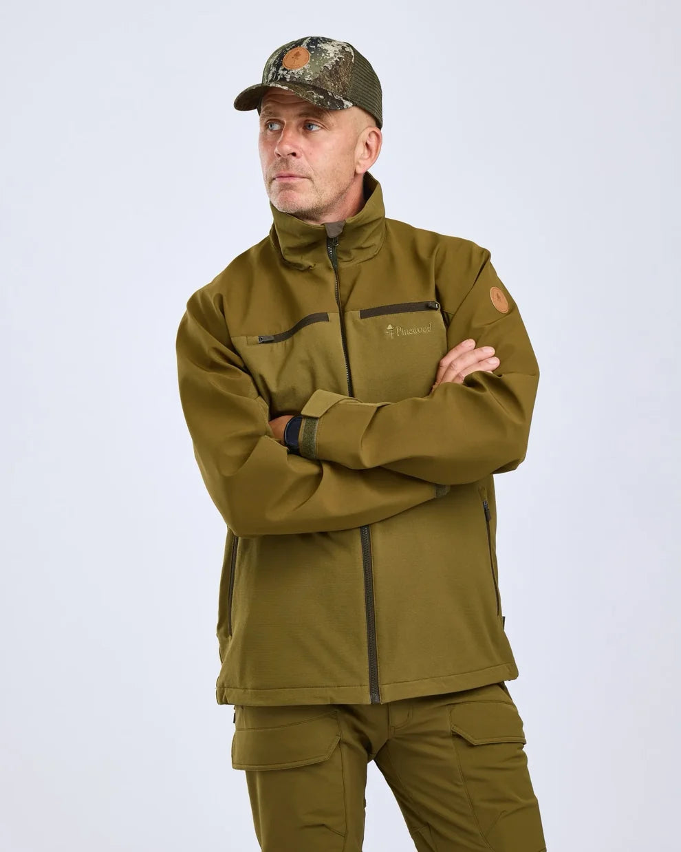 Pinewood Furudal Hybrid Stretch heren jas olive green, outdoorjas voor hondensport, wandelen en jacht ,Dog - Expert webshop voor gespecialiseerd hondenmateriaal