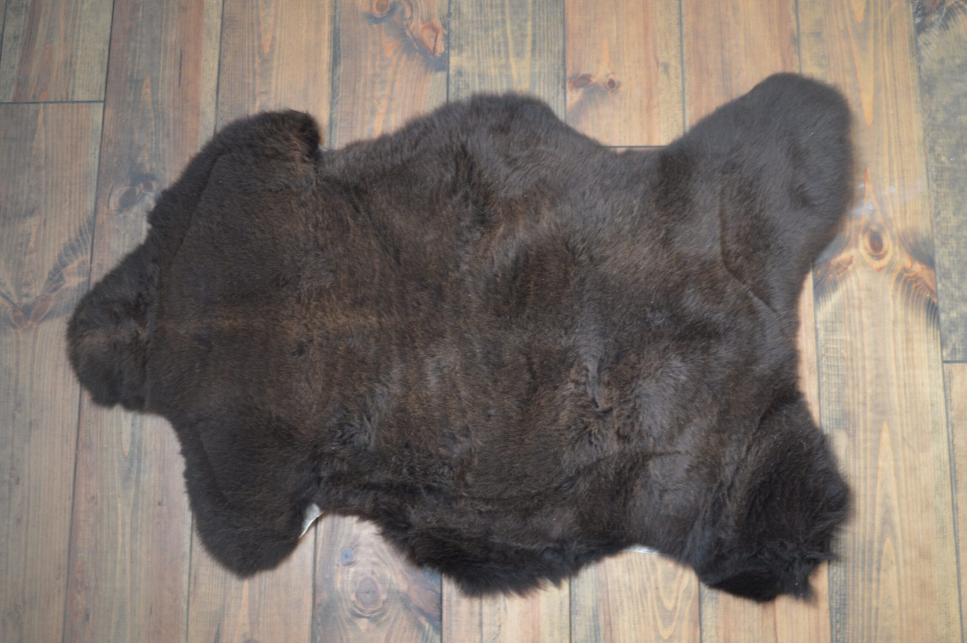 bruin schapenvacht voor honden, super zacht en comfortabel, geschikt als hondenbed en interieuraccessoire